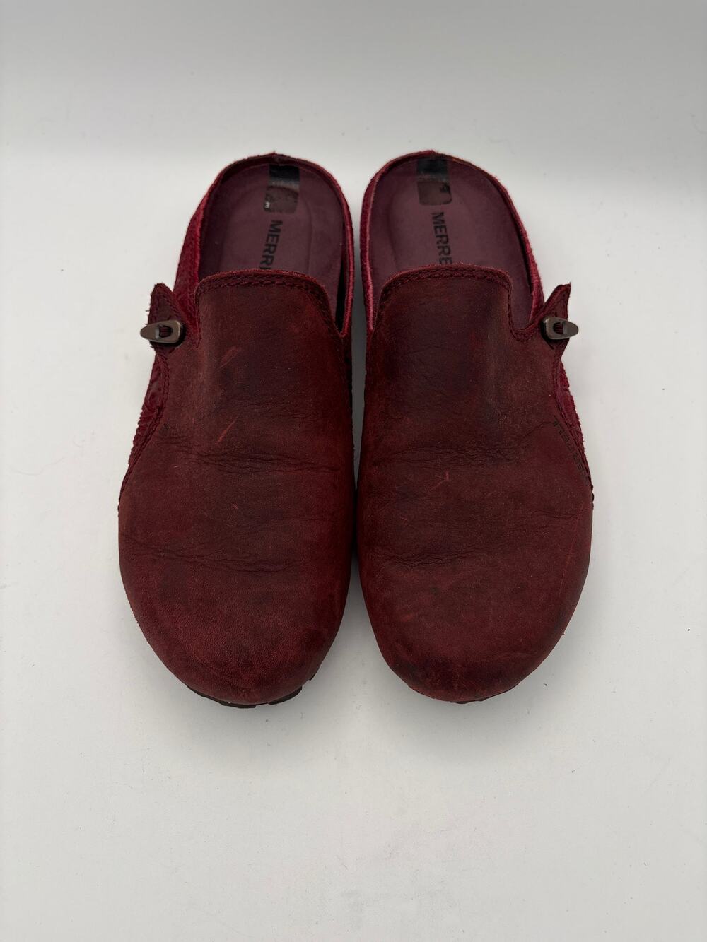 Women’s Merrell M Size 8.5 Burgundy Soft Leather Slip On Mules